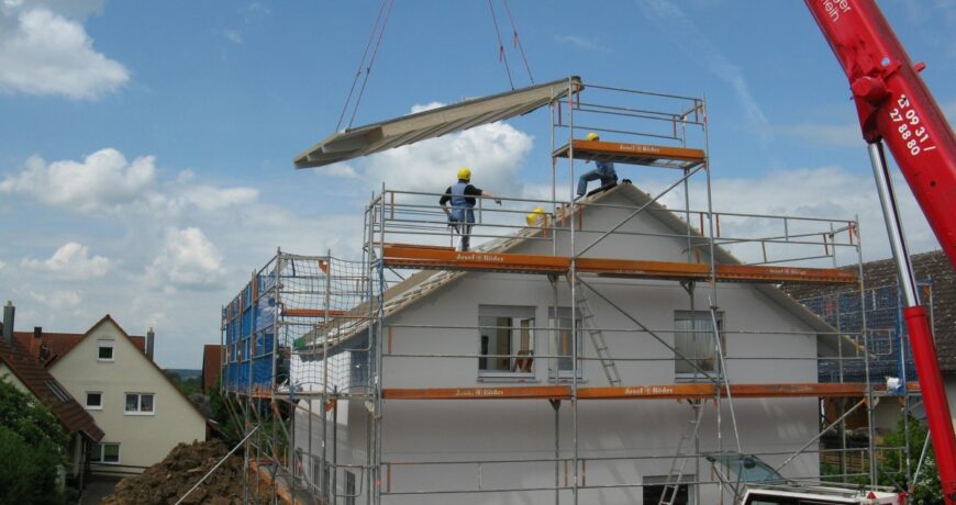 house_construction_new_building_site_scaffold_construction_work_build_work_craftsmen-617751
